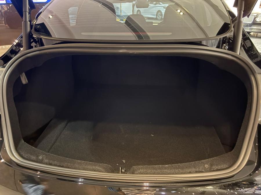Model 3 Long Range AWD - Image 6